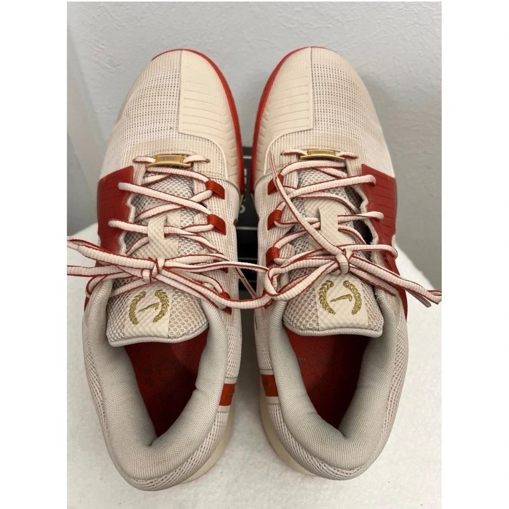 Nike GP Challenge 1 PRM Women's Tennis Shoes Sz 12 Sail Red Gold‎ FQ3164-103